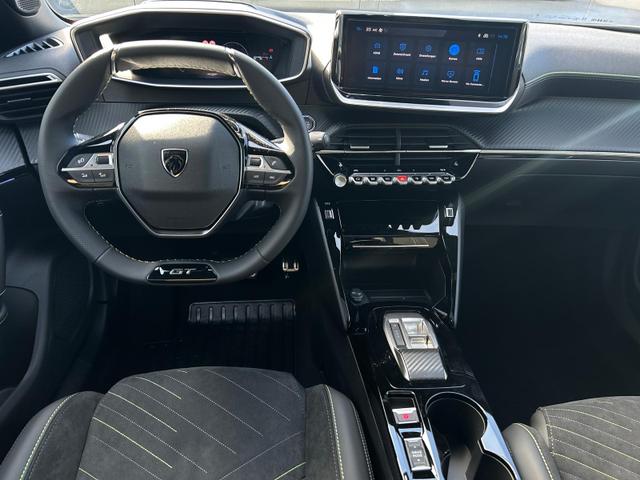Peugeot 2008 GT HYBRID 145 eDSC Pano*AHK*Android Auto*SHZ*Alcantara*ACC*360&deg;*Totwinkel*Klimaauto 