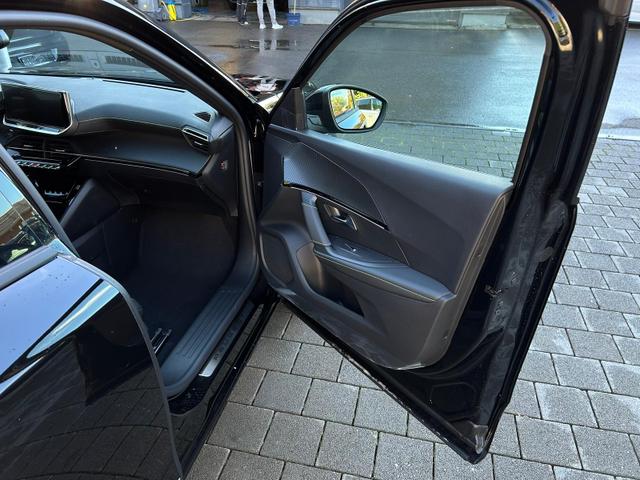 Peugeot 2008 GT HYBRID 145 eDSC AHK*Android Auto*SHZ*Alcantara*ACC*360&deg;*Totwinkel*Klimaauto 