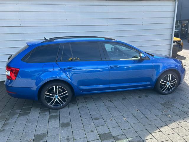 Skoda Octavia Combi - Kombi 1.5 TSI, DSG Android Auto*Navi*SHZ/Kamera*Keyless*PDC v/h*ACC*Klimaauto