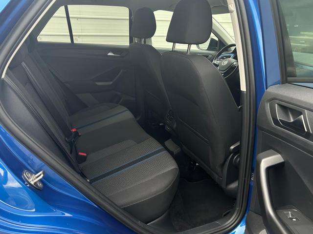 Volkswagen T-Roc 1,5 TSI DSG Android Auto*SHZ*PDC v/h*R2D*Klimaauto 