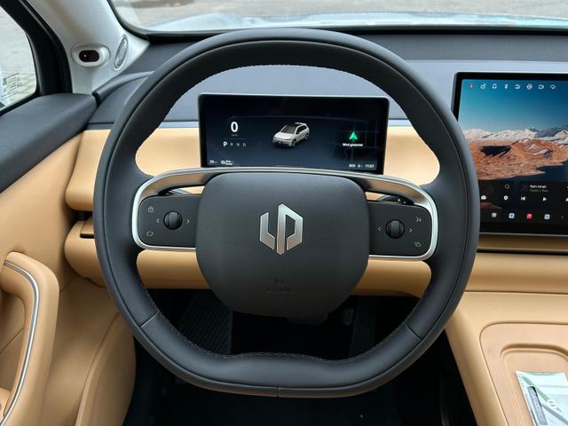 Leapmotor C10 Design ProMax BEV 81,9 kWh Navi*SHZ*Pano*Leder*360&deg;*E-Heck*20"LM* 