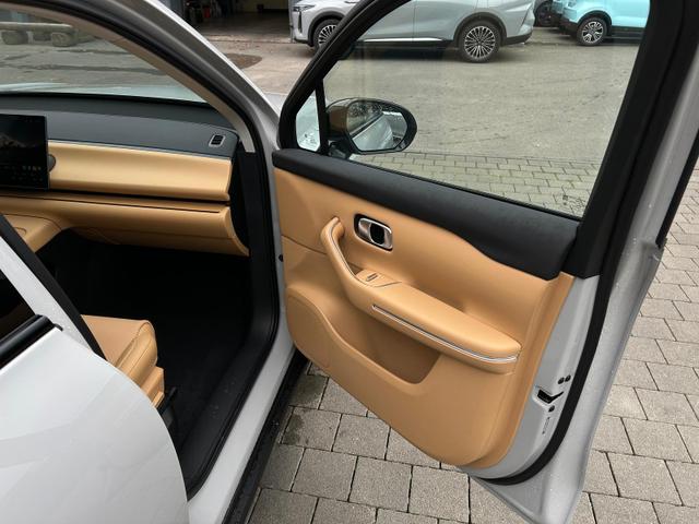 Leapmotor C10 Design ProMax BEV 81,9 kWh Navi*SHZ*Pano*Leder*360&deg;*E-Heck*20"LM* 