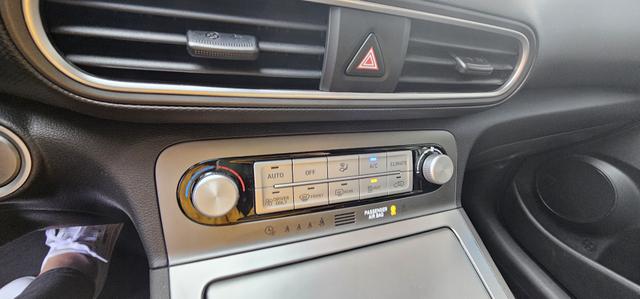 Hyundai KONA EV Premium LED Navi Camera Head-Up 