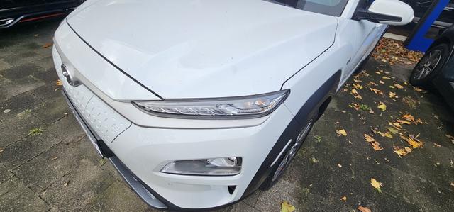 Hyundai KONA EV Premium LED Navi Camera Head-Up 