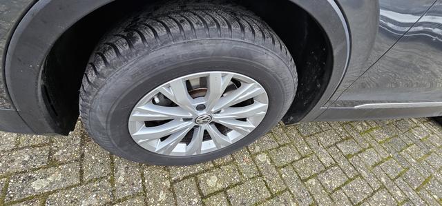 Volkswagen Tiguan 2.0 TDI SCR 4Motion DSG Join AHK Navi 
