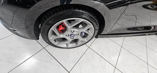 Ford Fiesta 1.5 EcoBoost S&S mit Leder-Exclusiv-Paket ST 