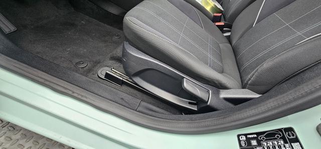 Ford Fiesta 5-Türer 1.5 TDCi TREND Klima Sync PPS Sitzheizung 