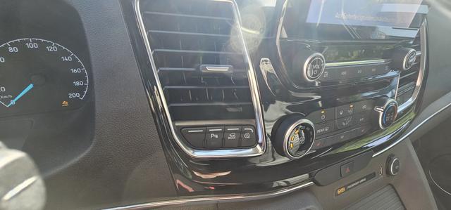 Ford Tourneo Custom 320 L1H1 Autm. Titanium ACC Xenon Standheizung 