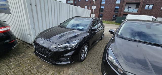 Ford Focus - 2.0 EcoBlue Aut. ST-LINE Led B&O ACC 18 Zoll