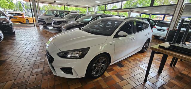 Ford Focus - 1.5 EcoBlue Aut. ST-LINE Head Up Navi PPS