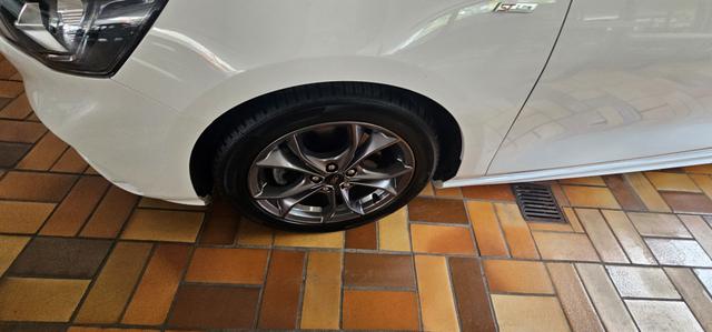 Ford Focus Turnier 1.5 EcoBlue Aut. ST-LINE Head Up Navi PPS 