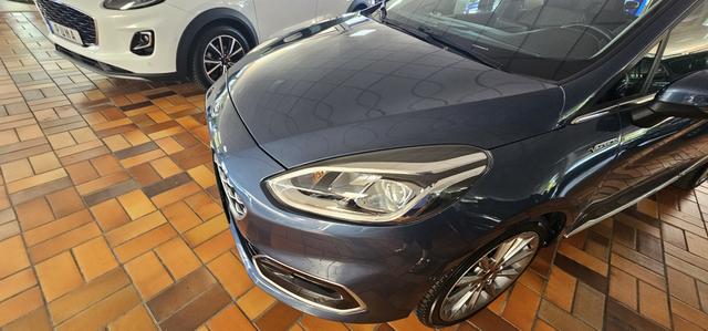 Ford Fiesta 5-Türer 1.0 EcoBoost Aut. VIGNALE Navi Pano ACC 