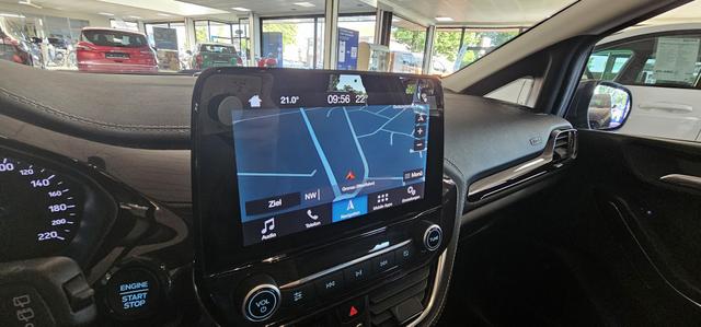 Ford Fiesta 5-Türer 1.0 EcoBoost Aut. VIGNALE Navi Pano ACC 