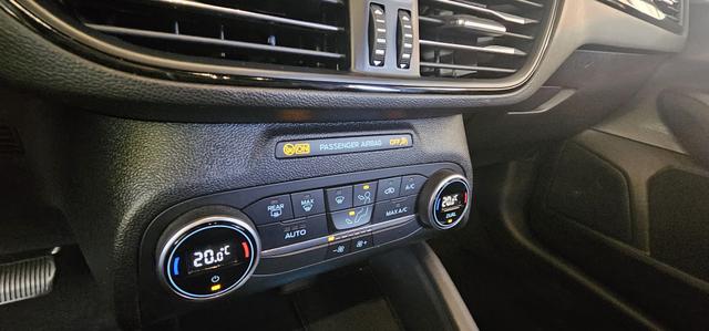 Ford Focus Turnier 1.5 EcoBlue Aut. ST-LINE Head Up Navi PPS 