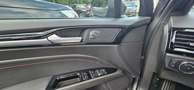 Ford Mondeo Turnier 2.0 EcoBlue Allrad Aut. ST-Line AHK ACC LED 