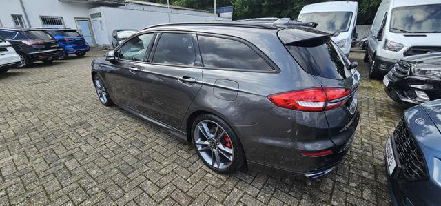 Ford Mondeo Turnier 2.0 EcoBlue Aut. ST-Line AHK ACC LED Pano 