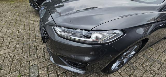 Ford Mondeo Turnier 2.0 EcoBlue Aut. ST-Line AHK ACC LED Pano 