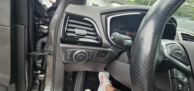 Ford Mondeo Turnier 2.0 EcoBlue Aut. ST-Line AHK ACC LED Pano 