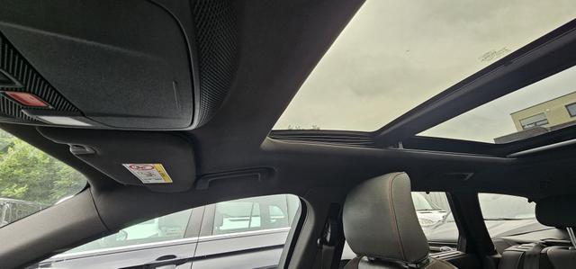 Ford Mondeo Turnier 2.0 EcoBlue Aut. ST-Line AHK ACC LED Pano 