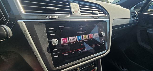 Volkswagen Tiguan 2.0 TDI 4MOTION DSG R-Line AHK Navi 
