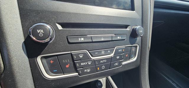 Ford Mondeo Turnier 2.0 TDCi Aut Titanium LED Alcantra Key-Free 