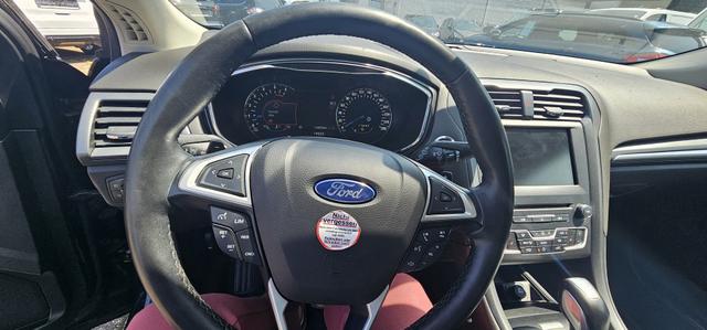 Ford Mondeo Turnier 2.0 TDCi Aut Titanium LED Alcantra Key-Free 