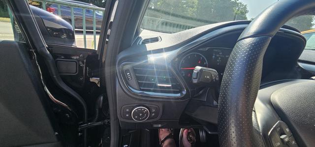 Ford Fiesta 1.5 EcoBoost S&S mit Leder-Exclusiv-Paket ST LED 