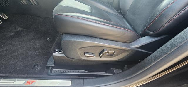 Ford Edge 2.0 EcoBlue 4x4 Aut. ST-LINE AHK LED ACC TWA 