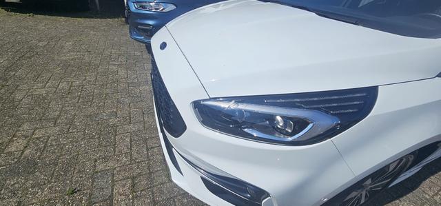 Ford S-MAX 2.0 EcoBlue Aut. ST-LINE AHK ACC LED Pano 7 Sitzer 