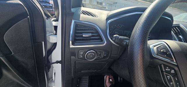Ford S-MAX 2.0 EcoBlue Aut. ST-LINE AHK ACC LED Pano 7 Sitzer 