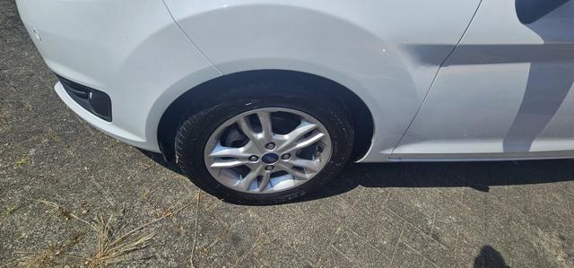 Ford Fiesta 5-Türer 1.0 EcoBoost Aut. Titanium Navi Camera Sitzheizung 