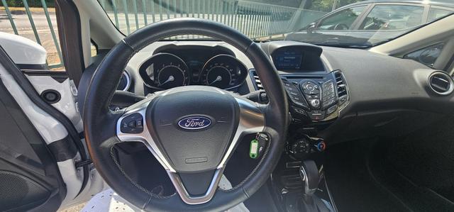 Ford Fiesta 5-Türer 1.0 EcoBoost Aut. Titanium Navi Camera Sitzheizung 