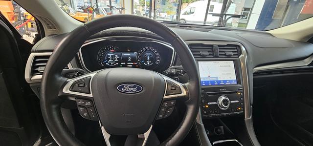 Ford Mondeo Turnier 2.0 EcoBlue Allrad Aut. VIGNALE ACC Camera 