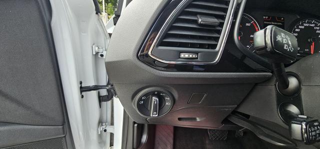 Seat Leon Sportstourer 2.0 TDI Start&Stop DSG FR ACC LED Camera 