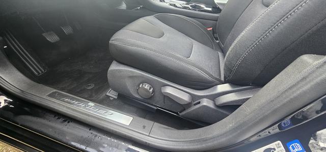 Ford Mondeo Turnier 2.0 TDCi Start-Stopp Titanium LED Key-Free PPS 