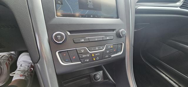Ford Mondeo Turnier 2.0 TDCi Start-Stopp Titanium LED Key-Free PPS 
