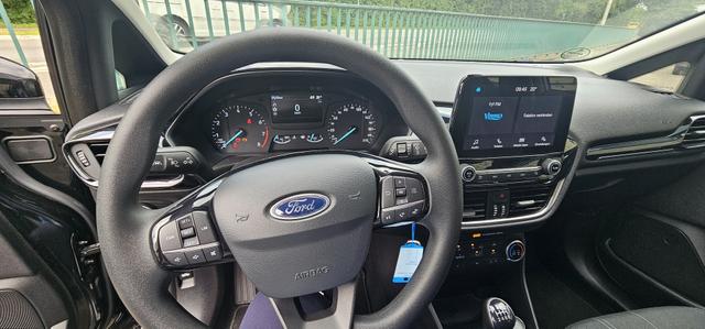 Ford Fiesta 5-Türer 1.0 EcoBoost COOL&CONNECT Camera Sitzheizung 