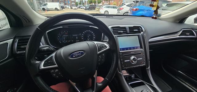 Ford Mondeo Turnier 2.0 EcoBlue Aut. Titanium LED ACC AHK 