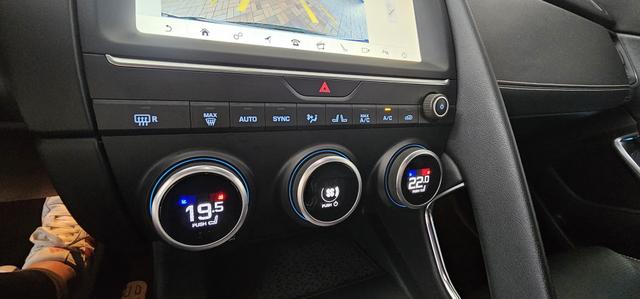 Jaguar E-Pace D180 AWD Aut. R-Dynamic S Navi Headup 