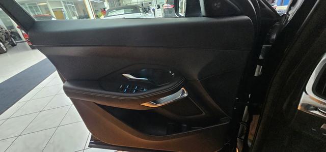 Jaguar E-Pace D180 AWD Aut. R-Dynamic S Navi Headup 
