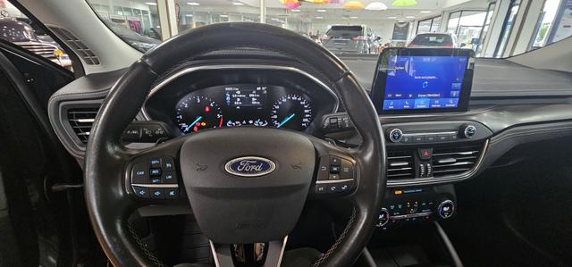 Ford Focus Turnier 1.5 EcoBlue Aut. VIGNALE AHK Navi Pano 