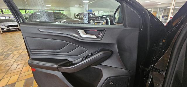 Ford Focus Turnier 1.5 EcoBlue Aut. VIGNALE AHK Navi Pano 