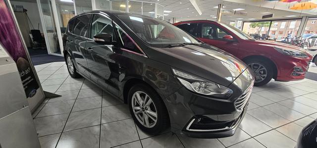 Ford S-MAX 2.0 EcoBlue Aut. TITANIUM Navi Pano Leder Camera 