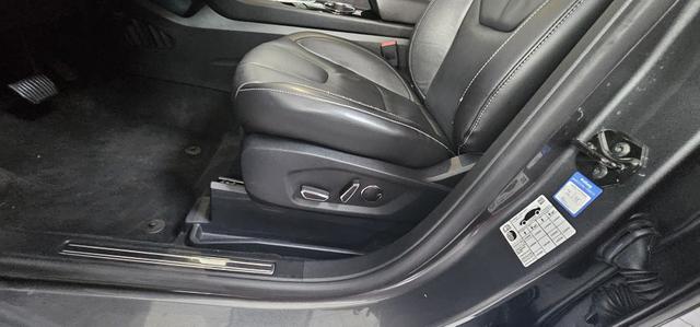 Ford S-MAX 2.0 EcoBlue Aut. TITANIUM Navi Pano Leder Camera 