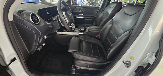Mercedes-Benz GLB 200 d 8G-DCT AMG Line LED Keyless ACC Leder Camera 