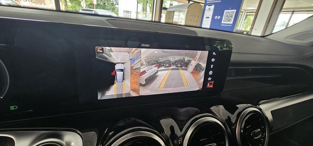 Mercedes-Benz GLB 200 d 8G-DCT AMG Line LED Keyless ACC Leder Camera 