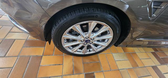 Ford S-MAX 2.0 TDCi Bi-Turbo Aut. Vignale AHK Pano ACC 
