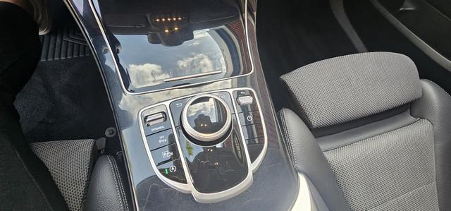 Mercedes-Benz C-Klasse T-Modell C 220 d T 9G-TRONIC Avantgarde Head-Up Navi 