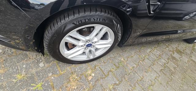 Ford S-MAX 2.0 Eco Boost Aut.Titanium Led Camera Twa 
