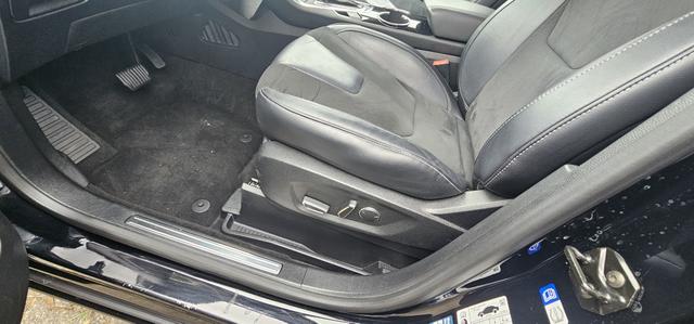 Ford S-MAX 2.0 Eco Boost Aut.Titanium Led Camera Twa 